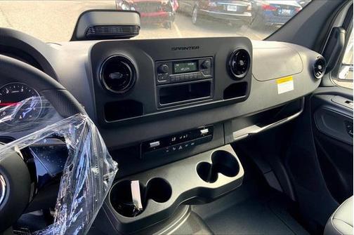 2025 Mercedes-Benz Sprinter 3500 Standard Roof