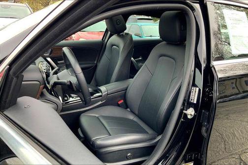 Night Black 2022 Mercedes-Benz A-Class 4MATIC