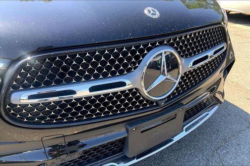 Obsidian Black Metallic 2025 Mercedes-Benz GLC 300 4MATIC Coupe