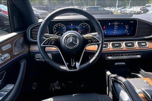 Black 2026 Mercedes-Benz GLE 350 4MATIC