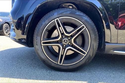 Black 2023 Mercedes-Benz GLS 450 4MATIC