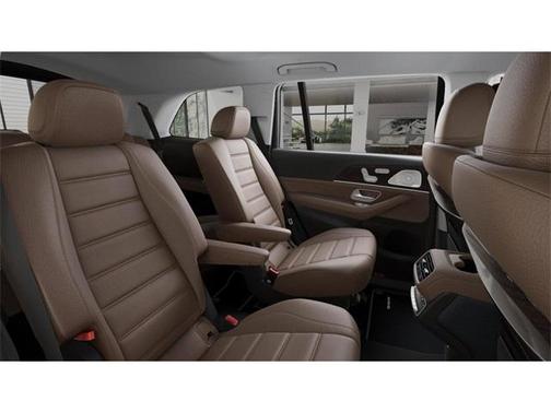 2025 Mercedes-Benz GLS 450 4MATIC