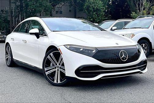 MANUFAKTUR Diamond White Metallic 2023 Mercedes-Benz EQS 450 4MATIC