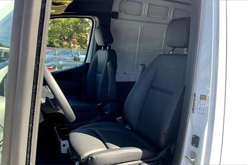 2024 Mercedes-Benz Sprinter 2500 4MATIC