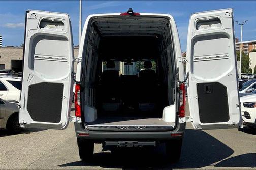 2024 Mercedes-Benz Sprinter 2500 4MATIC
