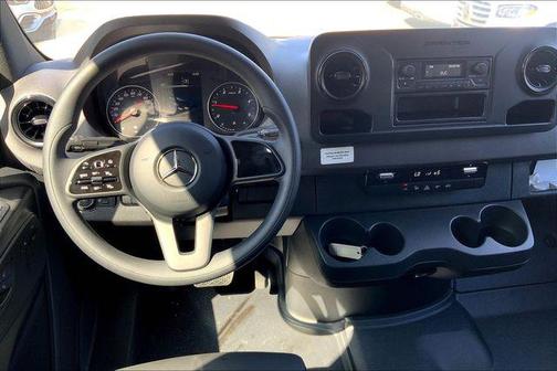 2024 Mercedes-Benz Sprinter 2500 4MATIC