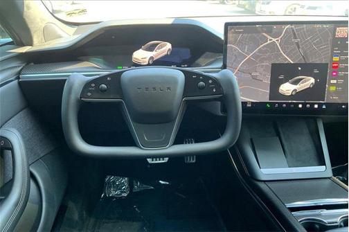 2023 Tesla Model S Plaid