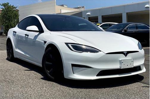 2023 Tesla Model S Plaid