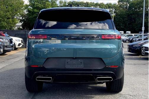 2024 Land Rover Range Rover Sport SE