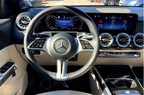 2024 Mercedes-Benz GLB 250 4MATIC