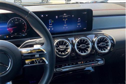 2025 Mercedes-Benz CLA 250 4MATIC
