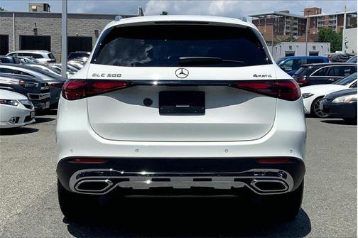 2025 Mercedes-Benz GLC 300 4MATIC