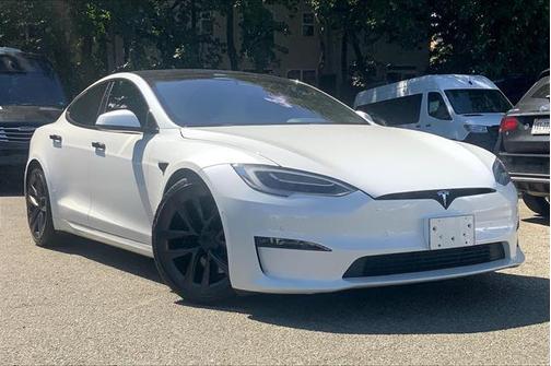 2022 Tesla Model S Base