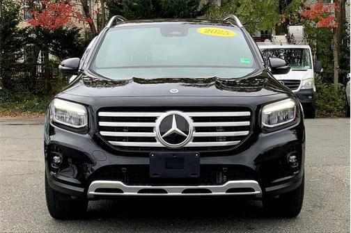 2025 Mercedes-Benz GLB 250 4MATIC