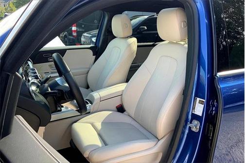 2025 Mercedes-Benz GLB 250 4MATIC