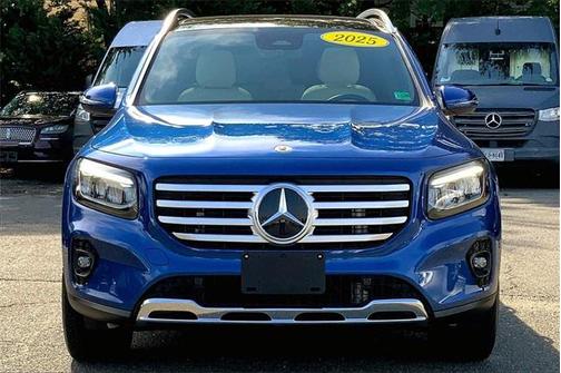 2025 Mercedes-Benz GLB 250 4MATIC