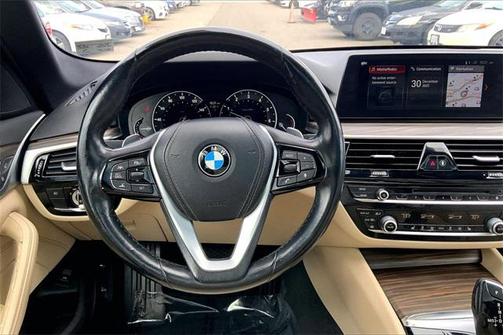 2018 BMW 540 540i