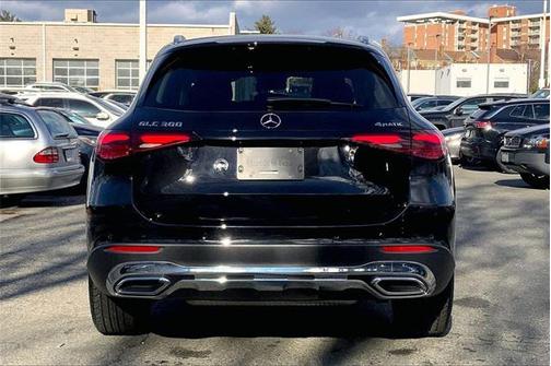 2025 Mercedes-Benz GLC 300 4MATIC
