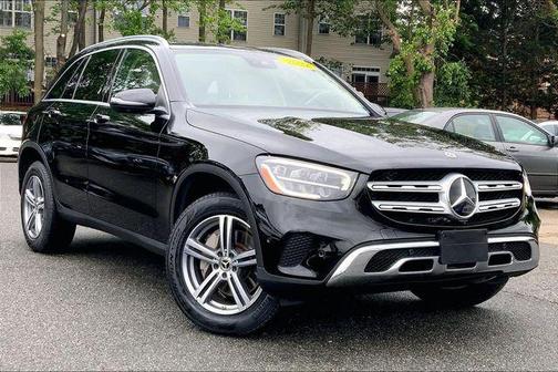 Black 2022 Mercedes-Benz GLC 300 4MATIC