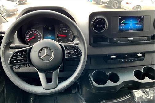 2024 Mercedes-Benz Sprinter 2500 Crew 144 WB