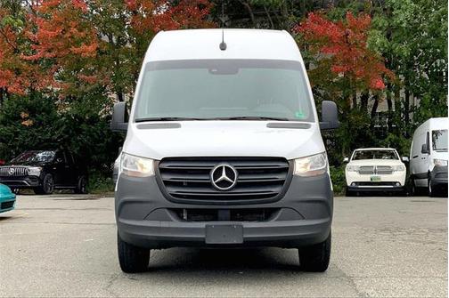 2024 Mercedes-Benz Sprinter 2500 Crew 144 WB