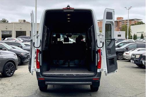 2024 Mercedes-Benz Sprinter 2500 Crew 144 WB
