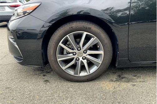 2016 Lexus ES 300h Base