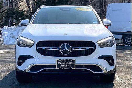 2025 Mercedes-Benz GLA 250 4MATIC