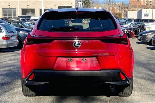 2023 Lexus UX 250h Base