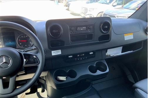 2024 Mercedes-Benz Sprinter 2500 High Roof
