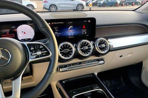 2022 Mercedes-Benz EQB 350 4MATIC