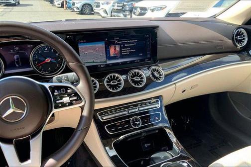 Emerald Green Metallic 2019 Mercedes-Benz E-Class 4MATIC