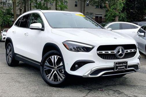 Polar White 2026 Mercedes-Benz GLA 250 4MATIC
