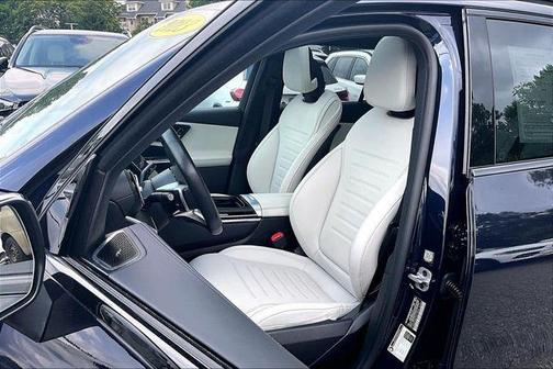 Nautical Blue Metallic 2023 Mercedes-Benz GLC 300 4MATIC
