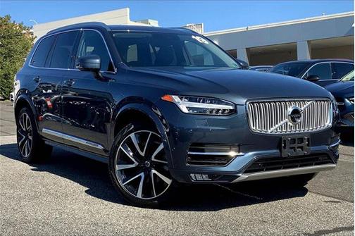 2019 Volvo XC90 T6 Inscription
