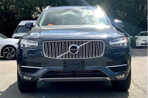 2019 Volvo XC90 T6 Inscription