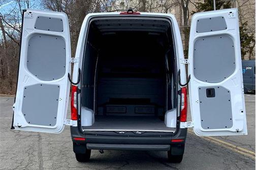 2025 Mercedes-Benz Sprinter 2500 Cargo 144 WB