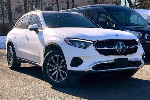 2025 Mercedes-Benz GLC 300 4MATIC