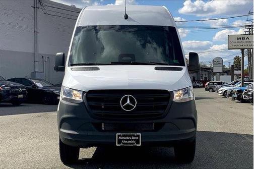 2026 Mercedes-Benz Sprinter 2500 Standard Roof