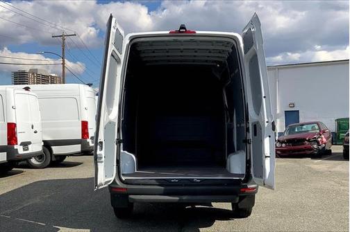 2026 Mercedes-Benz Sprinter 2500 Standard Roof