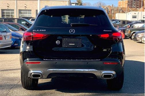 2025 Mercedes-Benz GLA 250 4MATIC