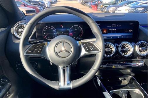 2025 Mercedes-Benz GLA 250 4MATIC