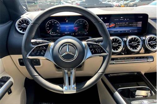 2025 Mercedes-Benz GLA 250 4MATIC