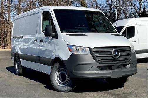 2025 Mercedes-Benz Sprinter 2500 Standard Roof