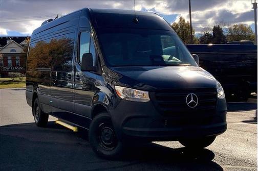 2025 Mercedes-Benz Sprinter 2500 High Roof