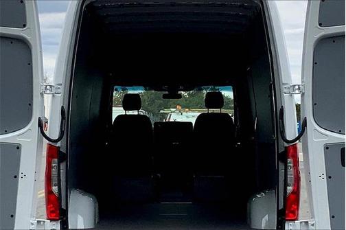 2025 Mercedes-Benz Sprinter 2500 Cargo 170 WB