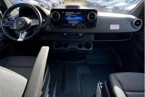 2025 Mercedes-Benz Sprinter 2500 High Roof