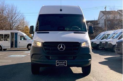 2026 Mercedes-Benz Sprinter 2500 Cargo 144 WB