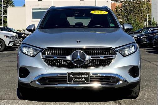 2025 Mercedes-Benz GLC 300 4MATIC