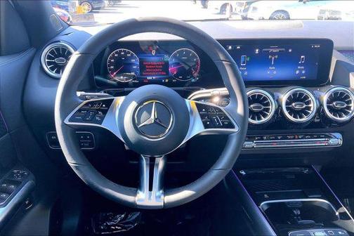 Polar White 2026 Mercedes-Benz GLA 250 4MATIC